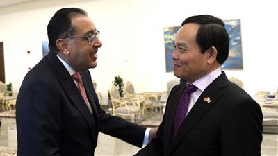 رئيس الوزراء: الحكومة تتطلع إلى تعزيز التبادل التجاري بين مصر وفيتنام 