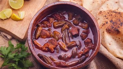  طريقة عمل طاجن البامية باللحم لغداء مميز 