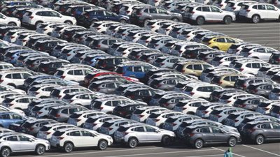 تقارير: طوكيو تحظر تصدير السيارات إلى روسيا 