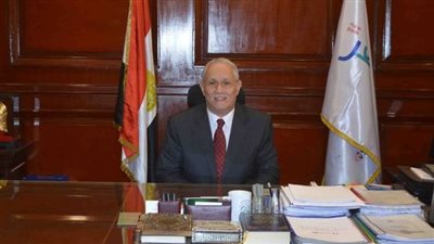 محافظ الأقصر يثمن الجهود المبذولة لإنشاء مشروع القطار السريع