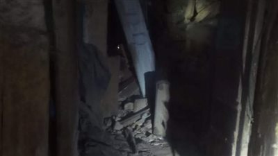 سقوط أجزاء من عقار بمنطقة الجمرك وإخلاء 3 عقارات آخرين 