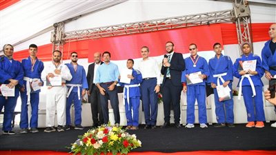 وزير الشباب والرياضة ومحافظ الغربية يتفقدان نادي بلدية المحلة 