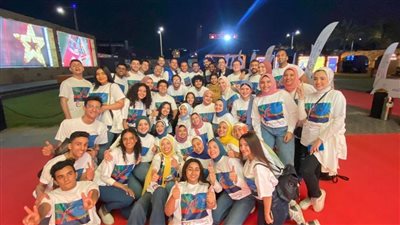 200 شاب من جامعة عين شمس يشاركون في مهرجان العالم علمين