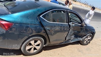 إصابة 5 أشخاص بحادث تصادم سيارتين بالكيلو 90 إتجاه مطروح (صور)