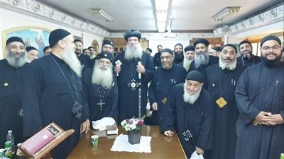 الأنبا سيداروس يترأس اجتماع كهنة كنائس عزبة النخل