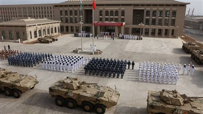 قواعد عسكرية بحرية في عدة قارات.. سيناريوهات التنافس الصيني الأمريكي الجديد 