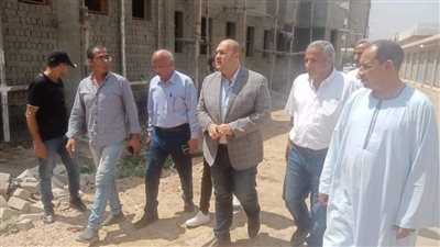 نائب محافظ الجيزة يتفقد مشروع السوق الحضاري الجديد (صور)