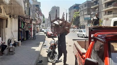 تحرير محضر مخالفة لمقهى بشارع السودان استجابة لشكوى المواطنين (صور)