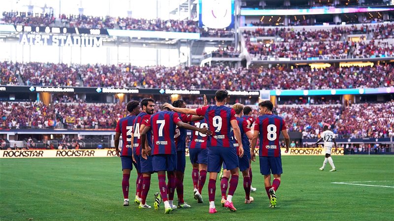 ريال مدريد وبرشلونة،