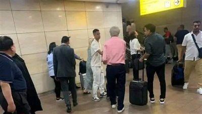 رضا سليم يصل القاهرة تمهيدا للانتقال رسميا إلى الأهلي (صورة)