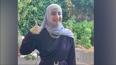 الثالثة على الثانوية العامة من الإسكندرية: عرفت بالنتيجة وأنا بصلي، وبكيت بشدة 