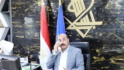 محافظ أسوان يهنئ هاجر محمد الأولى على الجمهورية في شهادة الثانوية العامة مكفوفين 