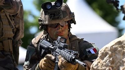 خبير عسكري لفيتو: فرنسا ستبدأ بهجوم جوي على النيجر وإدخال قواتها الخاصة 