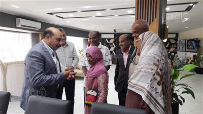 الأولى بالثانوية العامة مكفوفين: أتمنى الالتحاق بكلية ألسن ألماني (فيديو )