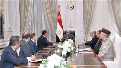 السيسي يقود جهود استرداد أراضي الدولة ومنع التعديات وتحقيق مصالح المواطنين والمصلحة العامة