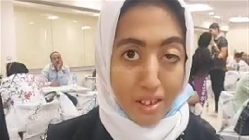 الطالبة أمل سيد محمد،