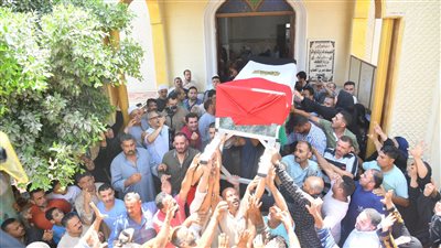 جنازة عسكرية لشهداء الواجب بمسقط رأسهم في الغربية (صور)