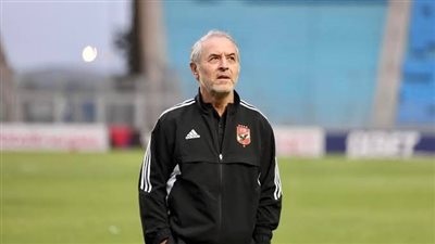 كأس مصر، كولر يحاضر لاعبى الأهلى بالفيديو استعدادا لمباراة المصري