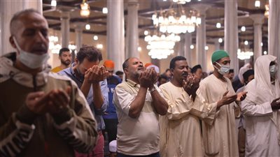 مواقيت الصلاة اليوم، موعد أذان العشاء اليوم الأحد 6- 8-2023 بتوقيت القاهرة والمحافظات 