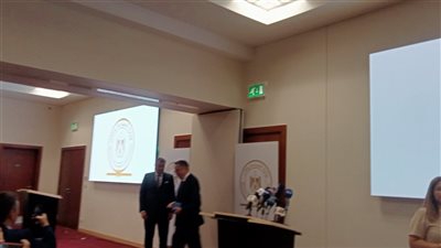 وزير الآثار يعلن طرق زيادة حركة السياحة الوافدة إلي مصر من كازاخستان