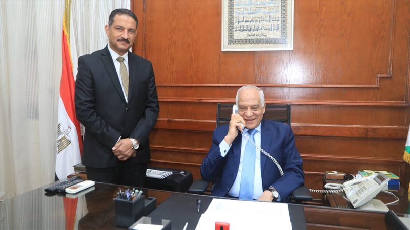 محافظ الجيزة يهنئ
