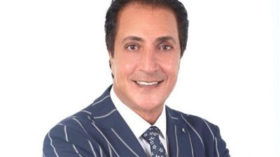 المطرب إبراهيم عبد القادر: فلوس شركات الإنتاج أضرت بجيلنا.. و