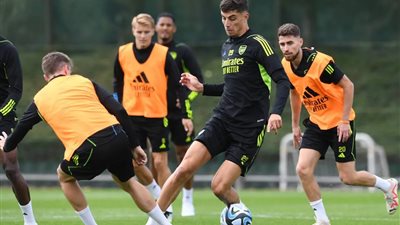 فابريزيو رومانو: رايا يفضل حراسة مرمي أرسنال عن بايرن ميونخ