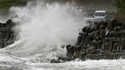  انقطاع الكهرباء عن مئات آلاف السكان جرّاء إعصار في جنوب اليابان 