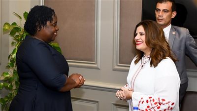 وزيرة الهجرة تستقبل نائب وزير الداخلية بزيمبابوي لبحث سبل التعاون 