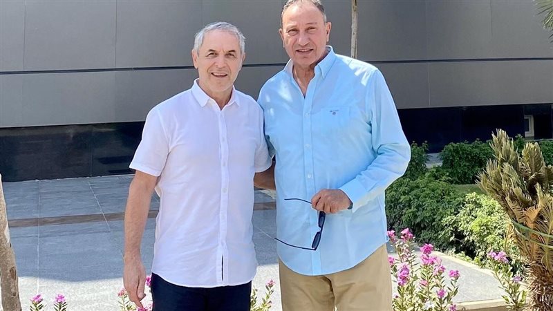 كولر والخطيب، فيتو