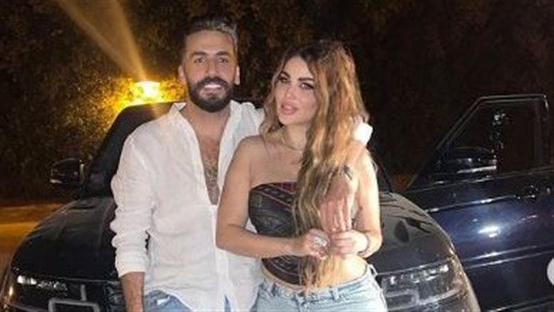 ندى الكامل مع خطيبها،