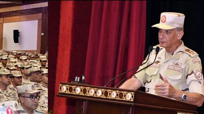 الفريق أول مـحمد زكى يشهد المرحلة الرئيسية لمشروع مراكز القيادة التعبوي للجيش الثالث الميداني