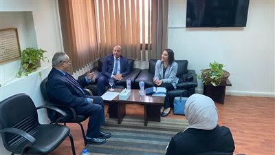 مدير مكتبة الإسكندرية يتسلم رسالة تهنئة من الأمير الحسن بن طلال