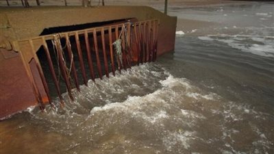 السلطات الليبية تحذر من السباحة في 5 من شواطئها