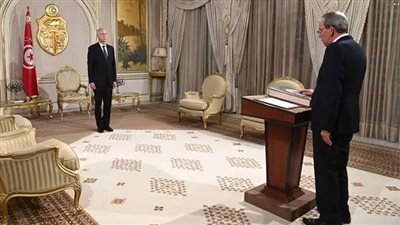 اقتصادي وخبير قانوني، معلومات عن رئيس الحكومة التونسية الجديدة أحمد الحشاني.. وأبرز المهام والتحديات