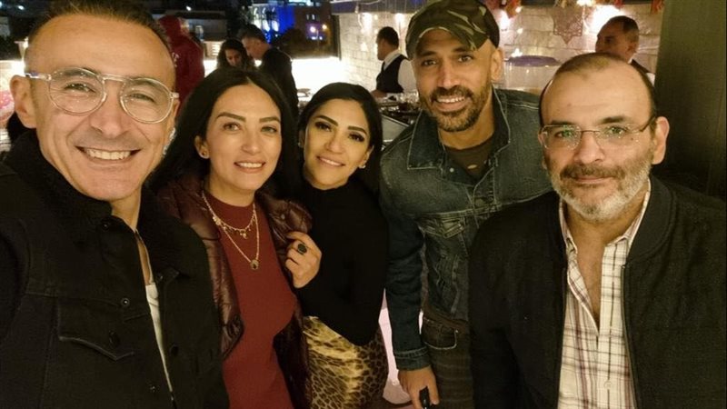 ايمن بهجت قمر وحبيبة،