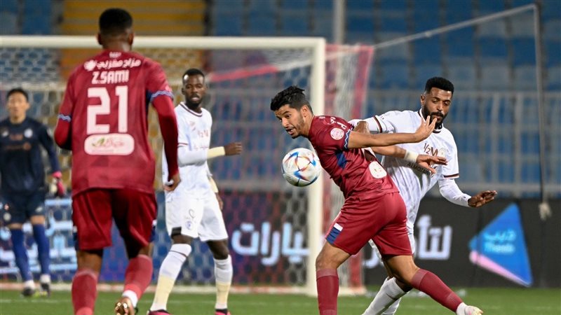 الشباب السعودي، فيتو