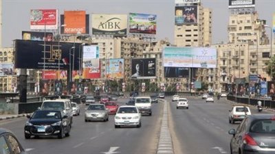 سيولة مرورية بمحاور وميادين القاهرة والجيزة وسط انتشار الخدمات الأمنية والمرورية 