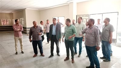 محافظ أسيوط يتابع التجهيزات النهائية للمجمعات الخدمية بالقرى 