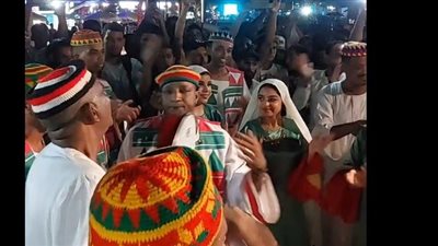 أجواء نوبية قبل انطلاق حفل محمد منير وحميد الشاعري في العلمين الجديدة (فيديو)