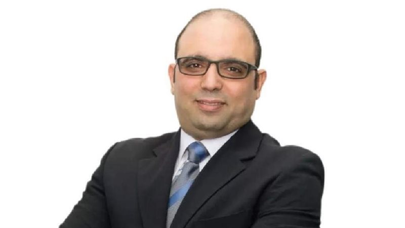 د. أحمد غريب خبير
