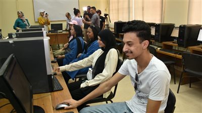 تنسيق الكليات 2023، معامل تنسيق جامعة عين شمس تستقبل الطلاب لتسجيل الرغبات (صور)