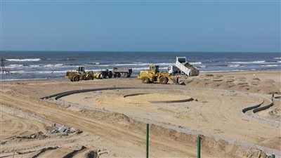 معدلات تنفيذ شاطئ قادرون لذوي الهمم بدمياط الجديدة