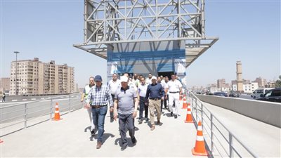 وزير النقل يتفقد مواقع العمل بالمرحلة الثانية من مشروع تطوير الدائري 
