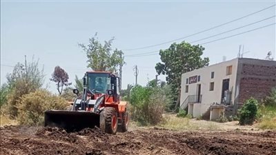 إزالة 4 حالات تعد على أراض زراعية بأرمنت في الأقصر