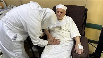  نشرة الأخبار، أول ظهور للدكتور عمر هاشم بعد شائعة وفاته، نظر منع جمال وعلاء مبارك من الترشح لأي منصب