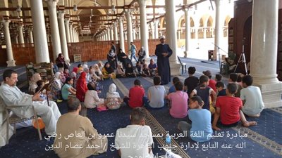 أئمة الأوقاف يواصلون شرح مناهج التربية الإسلامية واللغة العربية مجانًا