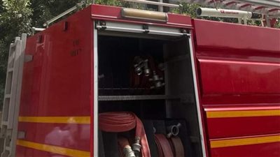 إخماد حريق نشب داخل نادي طلائع شباب الوراق