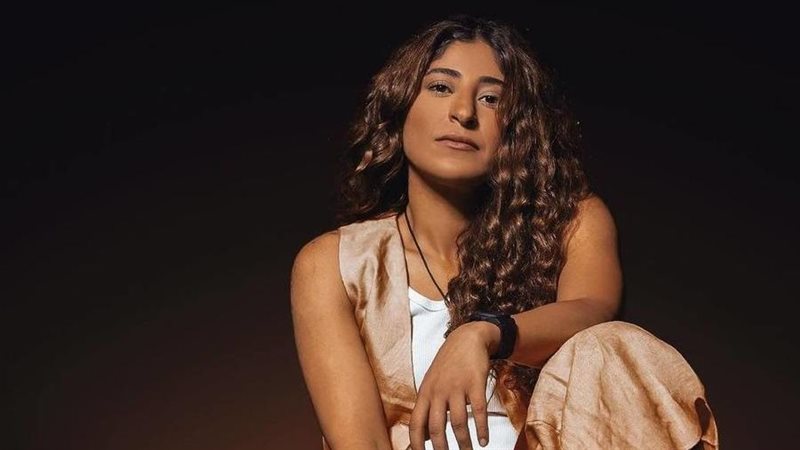 بطلة مسلسل غسيل،