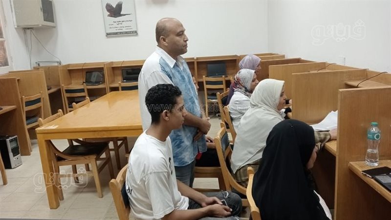 استقبال الطلاب، فيتو